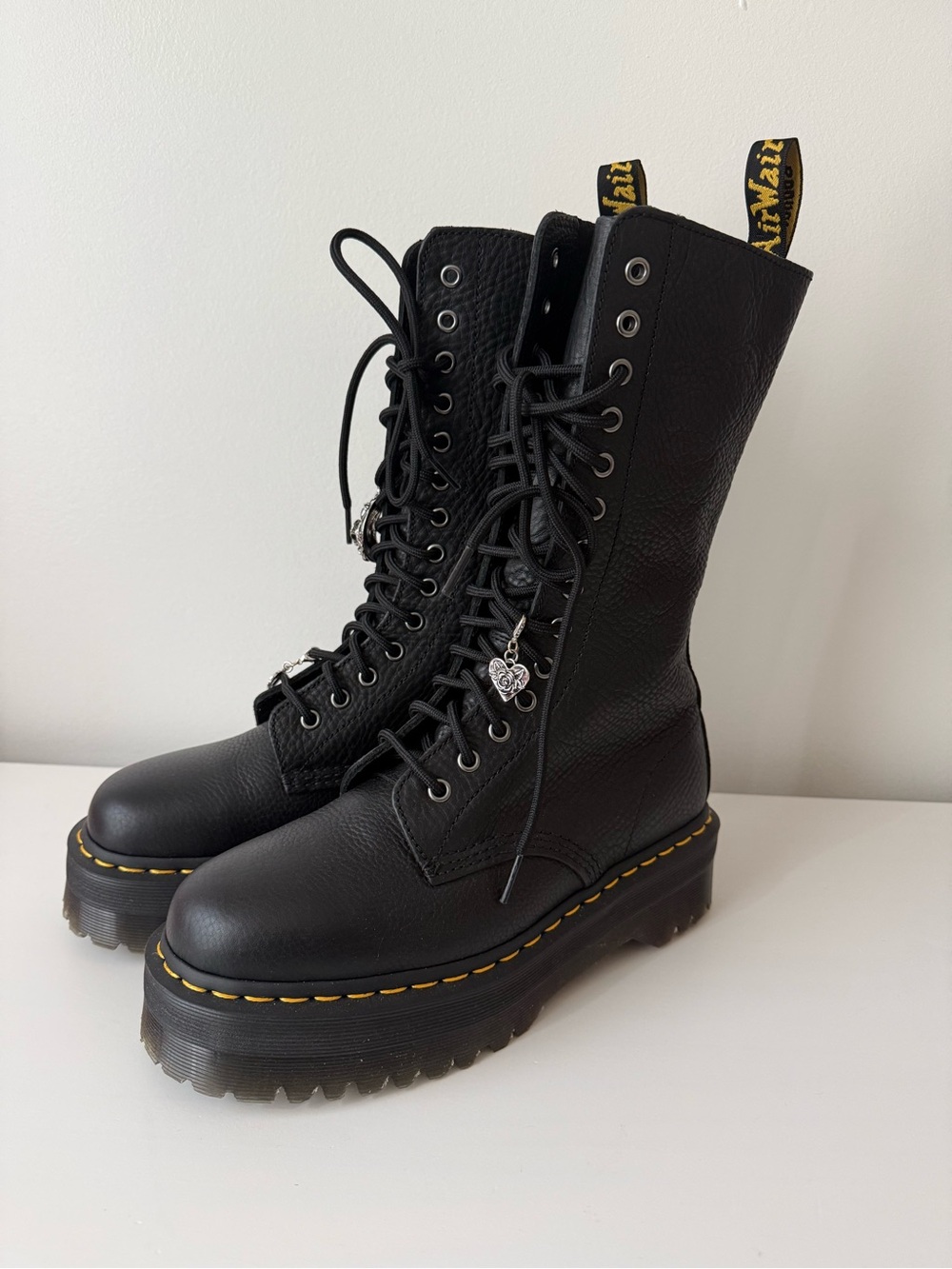 Dr Martens 1B99 quad black leather mid lace up combat boots - Picture 4 of 9